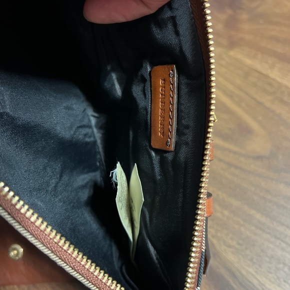 Stunning Burberry Pouch/Wristlets - Picture 9 of 12